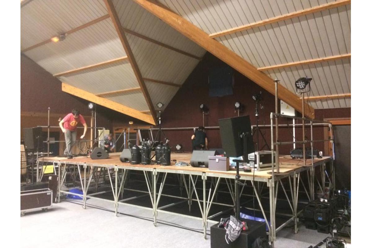 Mise en place de la scène du Winterfest #1